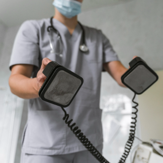 Defibrillator
